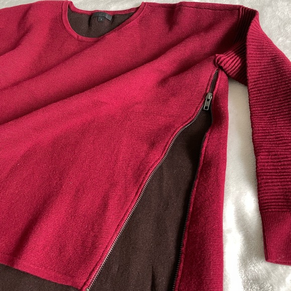 J. Crew Collection Womens Pullover Sweater
100% Merino Wool Side Zip - Picture 3 of 4